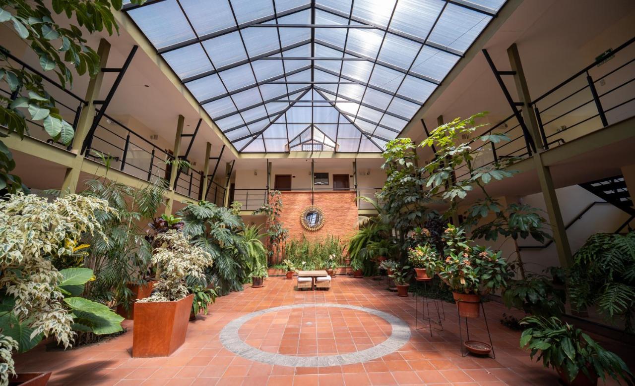 אויאנטאיטמבו Sol Natura Hotel מראה חיצוני תמונה